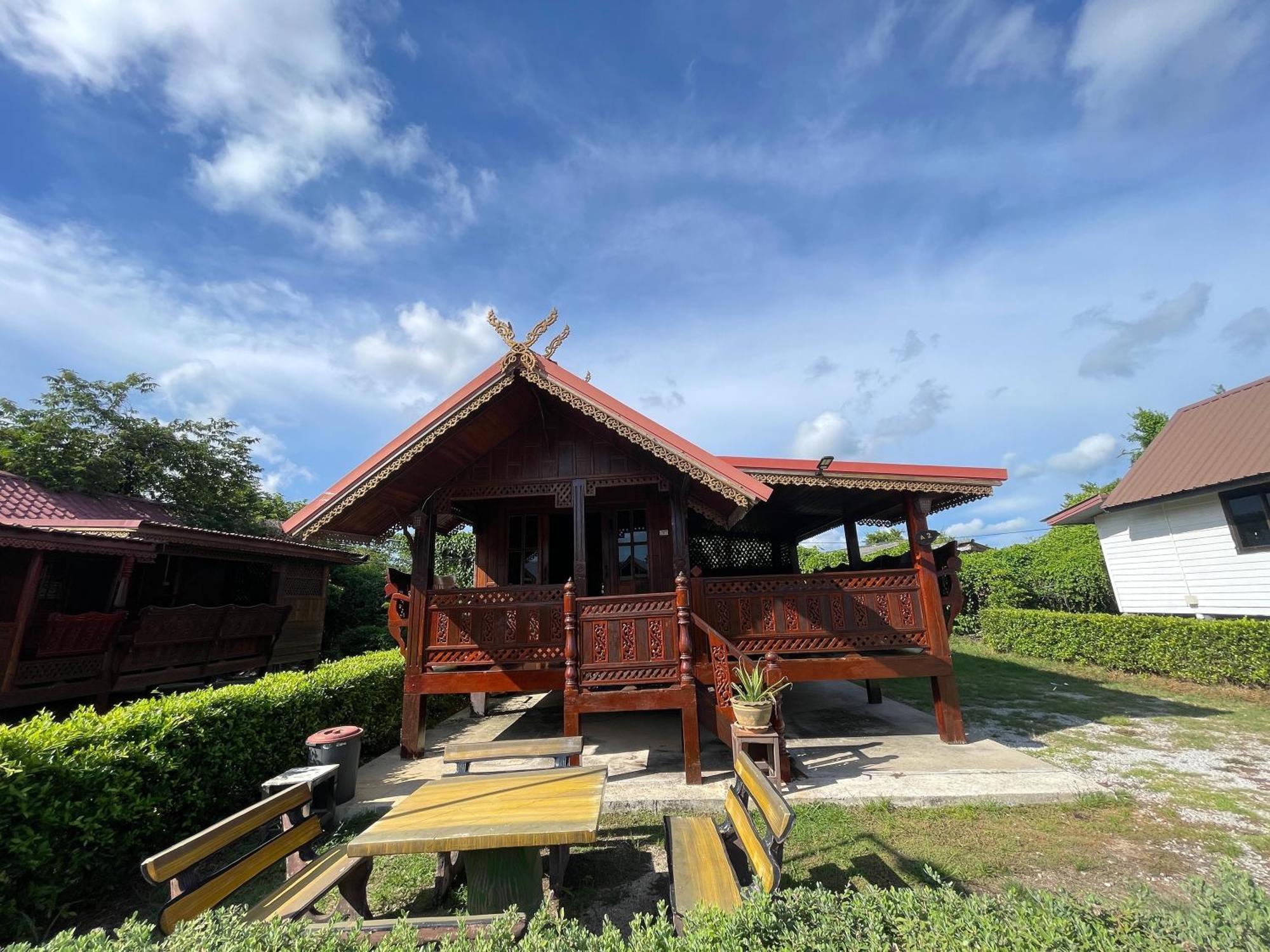 Oh Taley Resort 라용 외부 사진